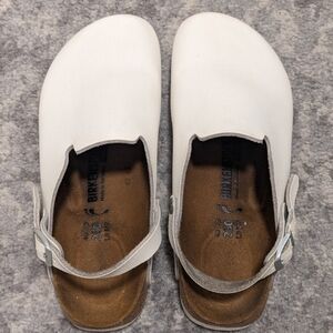 Birkenstock L9 M7 Cream Clog with Backstrap